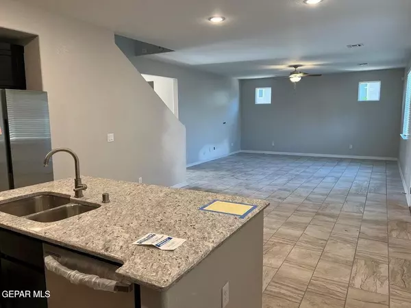 El Paso, TX 79938,14489 Johnny Mata DR