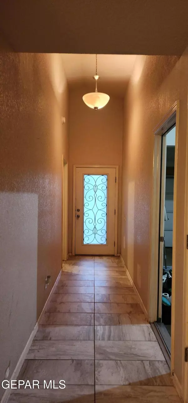 El Paso, TX 79927,11132 CATHERINE SLUTTER LN