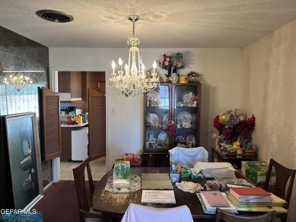 El Paso, TX 79925,8309 Moye DR