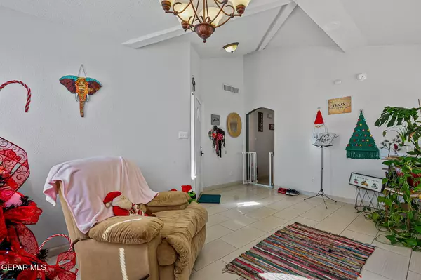 El Paso, TX 79936,1277 OLGA MAPULA DR