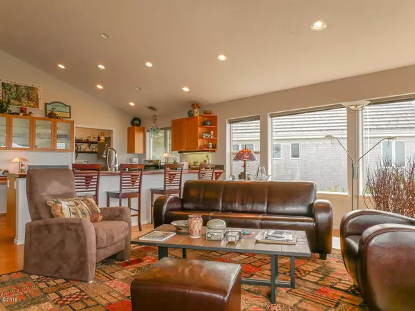 Waldport, OR 97394,4468 NW Hidden Lake LOOP