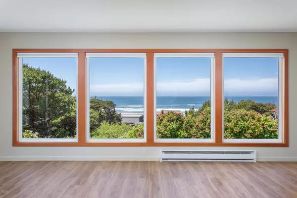 Waldport, OR 97394,3888 SW Fehrenbacher DR