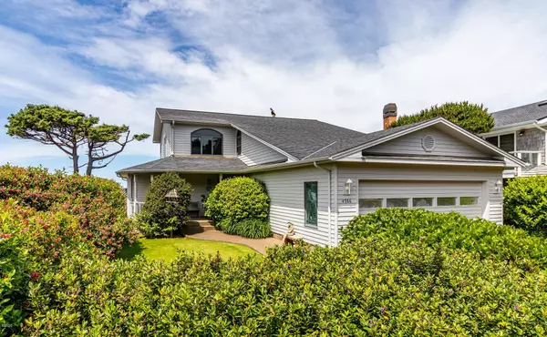 4986 SW Surf Pines LN, Waldport, OR 97394
