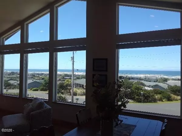 Waldport, OR 97394,2109 NW Parker AVE