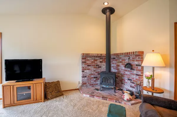 Waldport, OR 97394,430 SW OVERLOOK DR