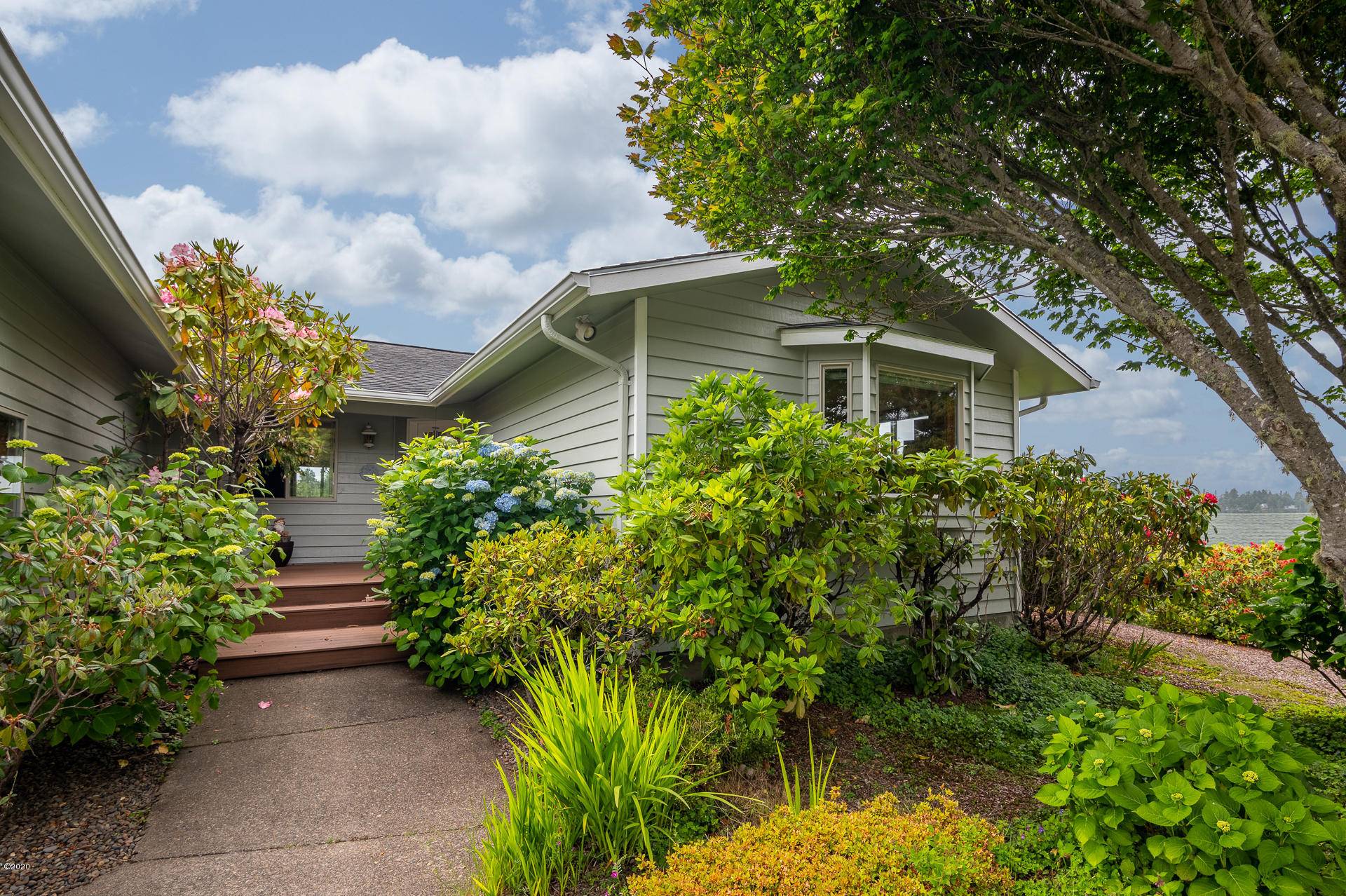 430 SW OVERLOOK DR, Waldport, OR 97394