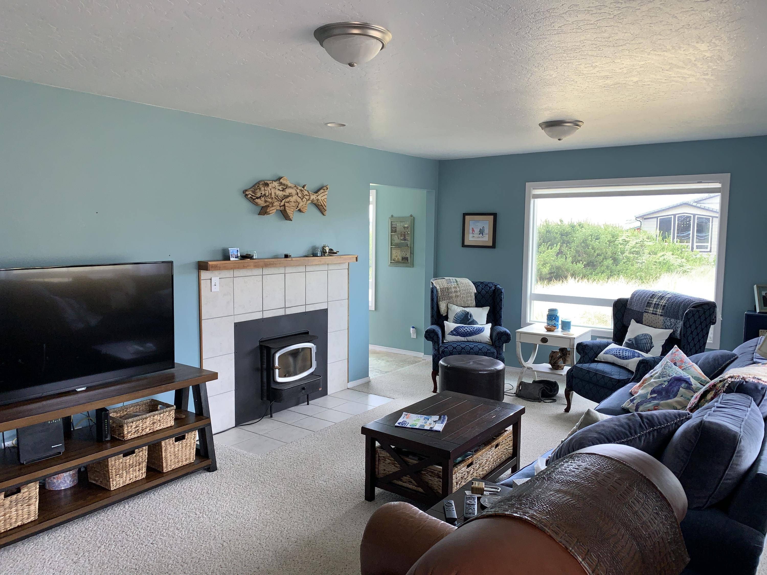 Waldport, OR 97394,1905 NW Cutter ST