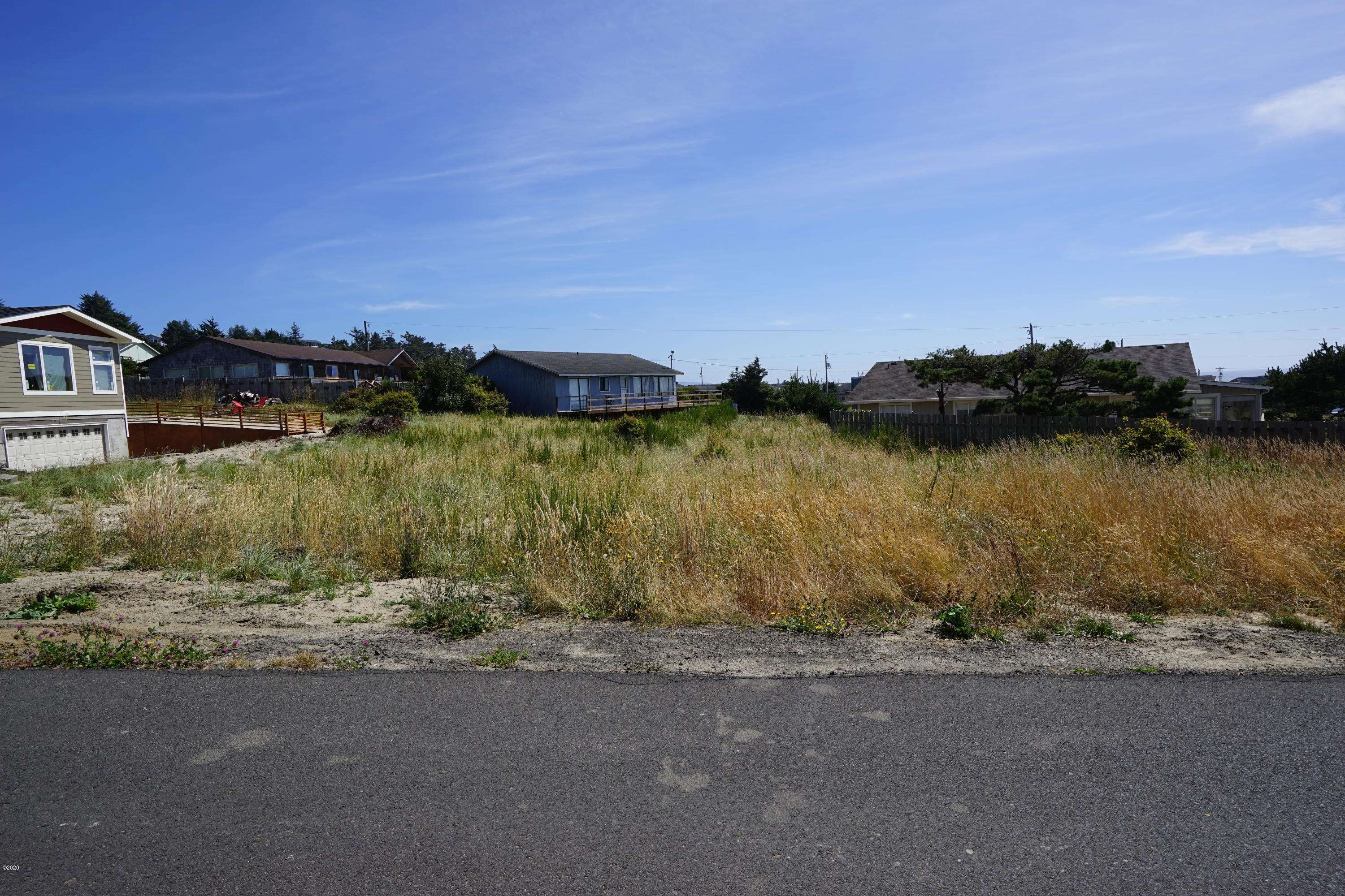 Waldport, OR 97394,1909 NW Cunard ST