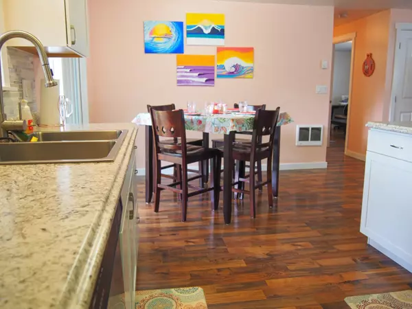 Waldport, OR 97394,160 SW Strawberry LN