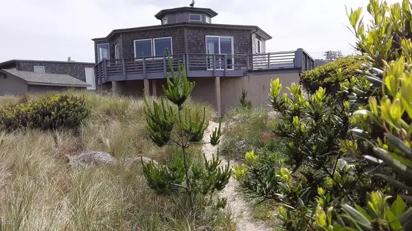 Waldport, OR 97394,1518 NW Oceania DR