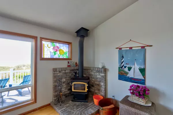 Waldport, OR 97394,2810 NW Oceania DR