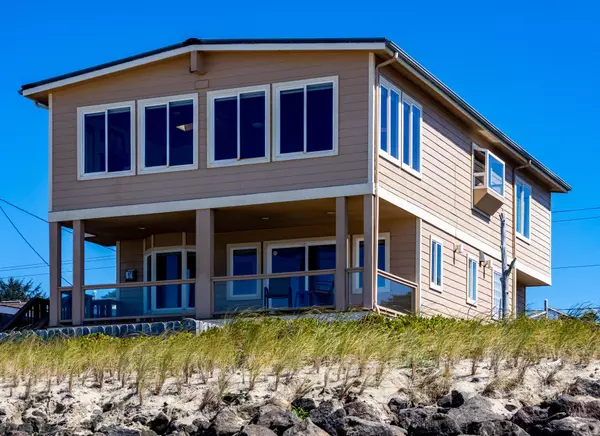 5346 SW Pacific Coast HWY, Waldport, OR 97394