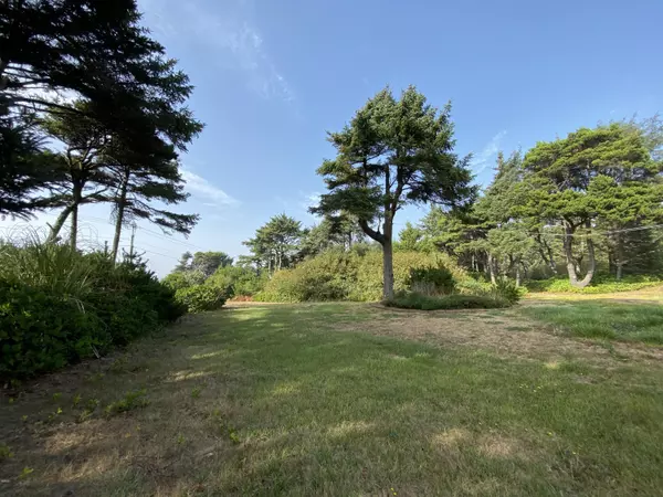 Waldport, OR 97394,1240 Whitecap DR