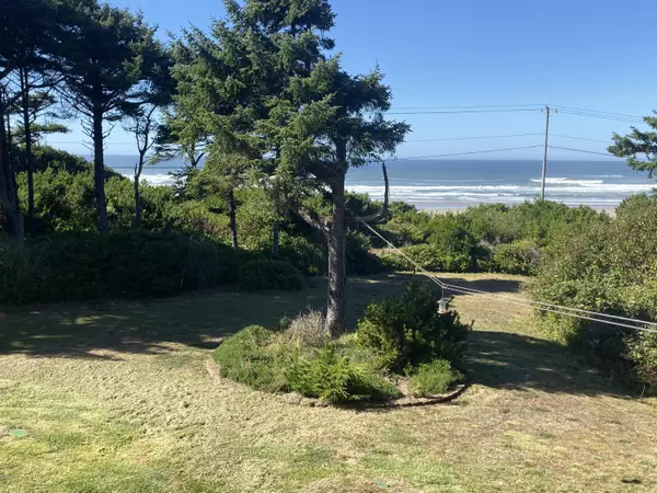 Waldport, OR 97394,1240 Whitecap DR