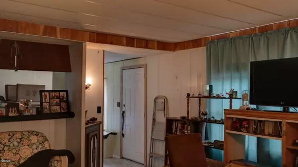 Waldport, OR 97394,5405 NW Pacific Coast HWY #40