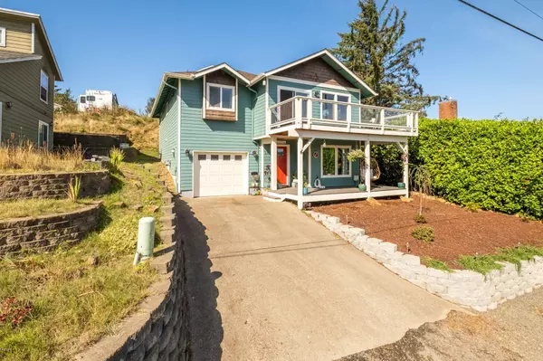 183 SE Tide AVE, Lincoln City, OR 97367