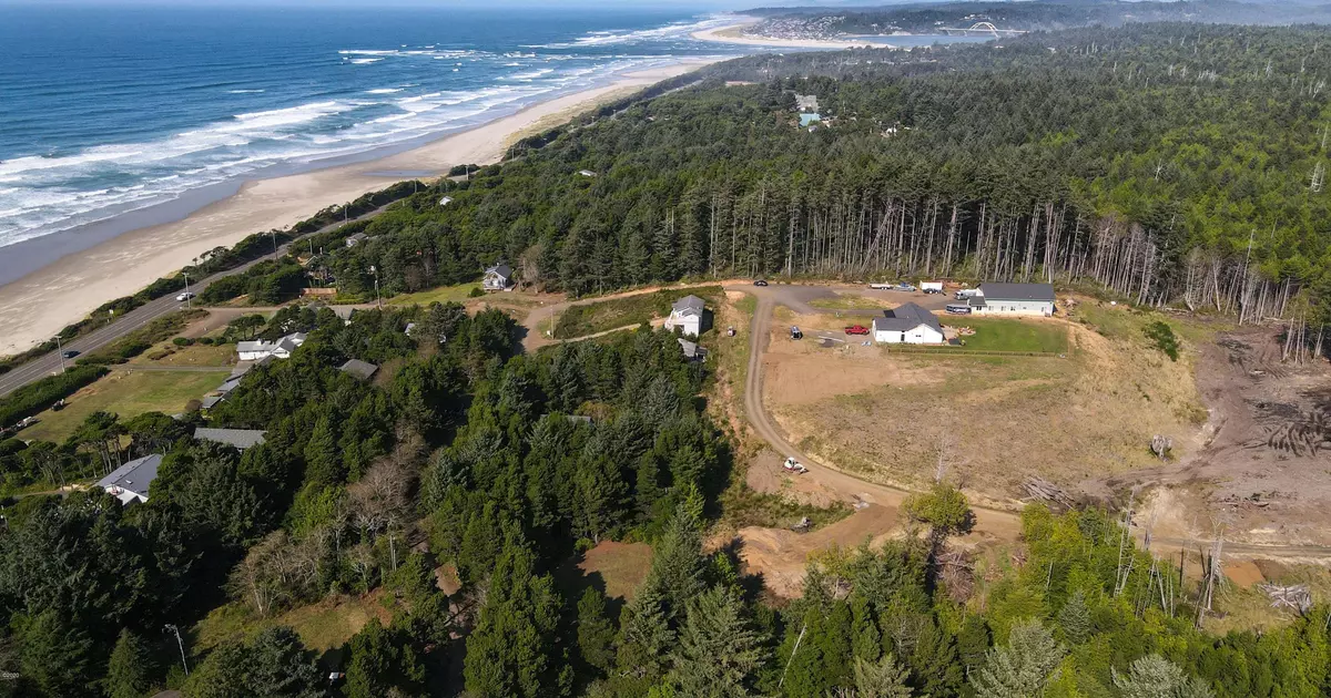Waldport, OR 97394,TL 1200 SW Fernwood LN