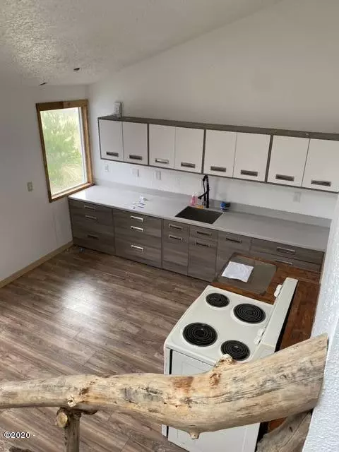 Waldport, OR 97394,2314 NW Convoy WAY