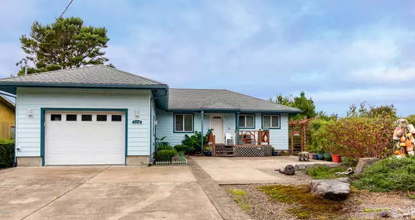 150 S Bay ST, Waldport, OR 97394