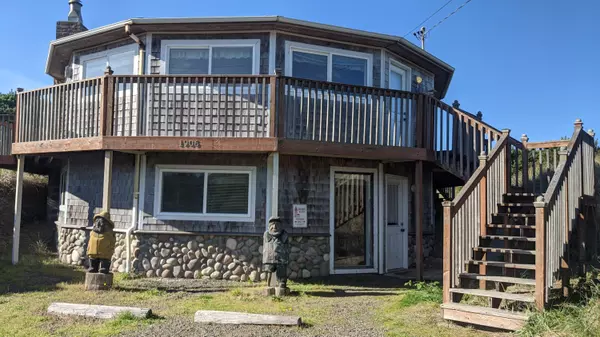 1906 NW OCEANIA DR, Waldport, OR 97394