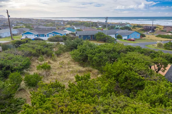 Waldport, OR 97394,1914 NW Clipper ST