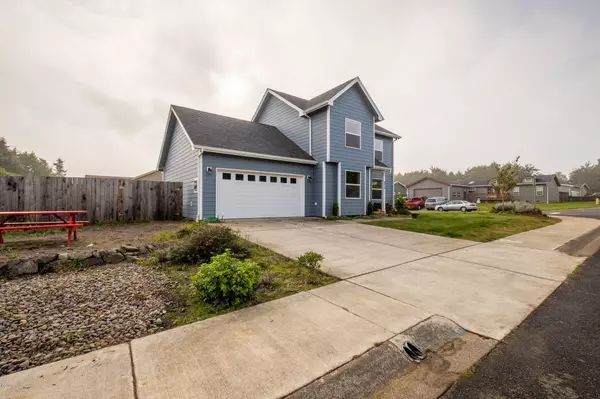 Waldport, OR 97394,375 SW Wedge DR