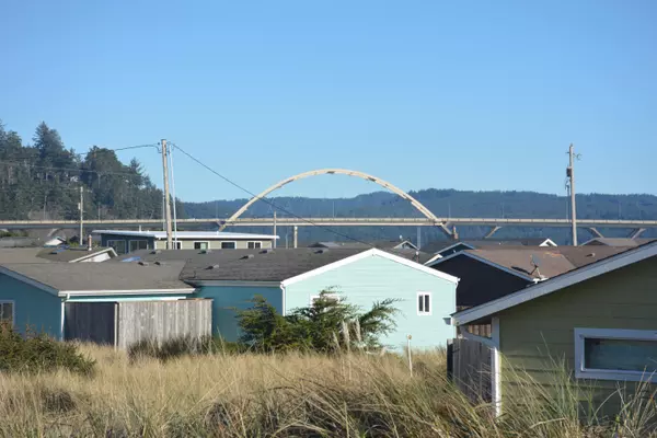 Waldport, OR 97394-9444,2010 NW Seaview DR