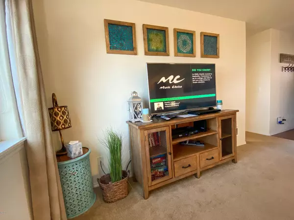 Waldport, OR 97394,1906 NW Oceanview DR