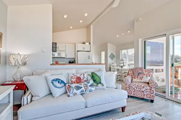 Waldport, OR 97394,5392 SW Pacific Coast HWY