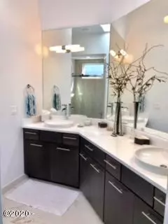 Waldport, OR 97394,580 SW Green DR