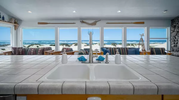 Waldport, OR 97394,110 NW Oceania DR