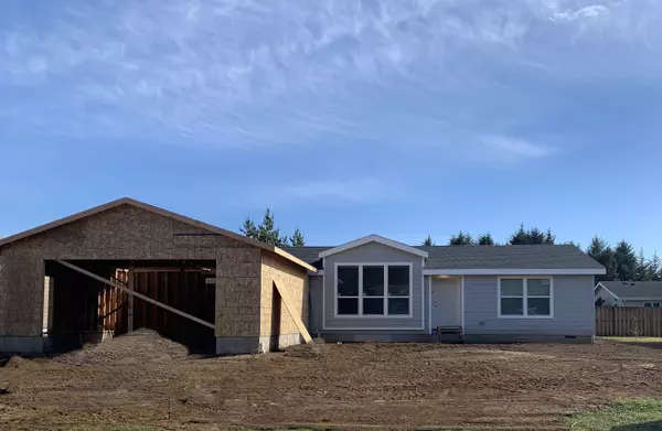 1145 SW Sailfish LOOP, Waldport, OR 97394