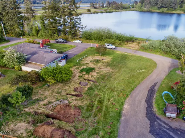 LOT 1000 SE Hawley LN, Waldport, OR 97394