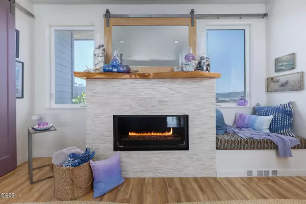 Waldport, OR 97394,1110 NW Oceania DR