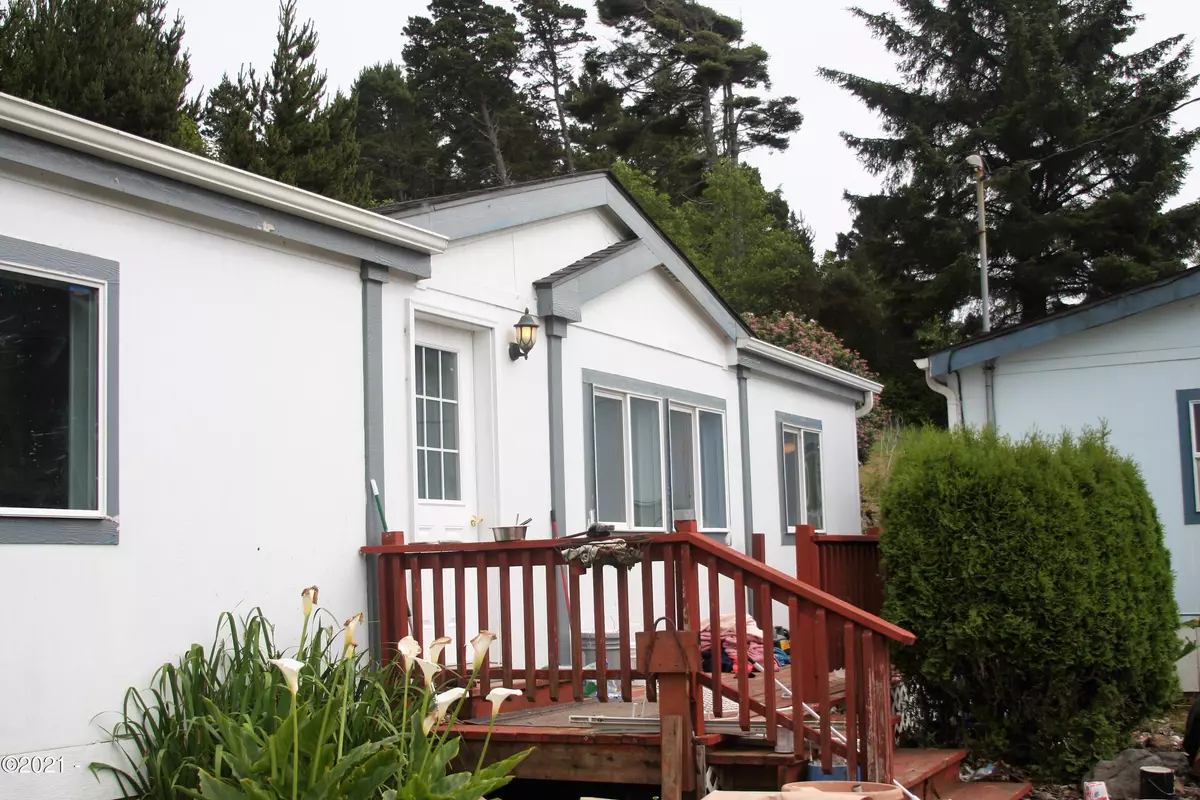 Seal Rock, OR 97376,10221 NW Line ST