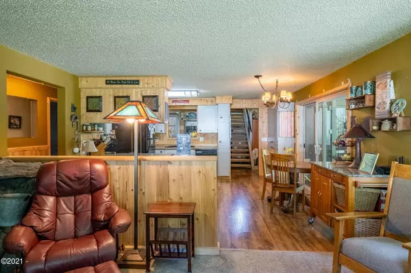 Tidewater, OR 97390,248 E Bain DR