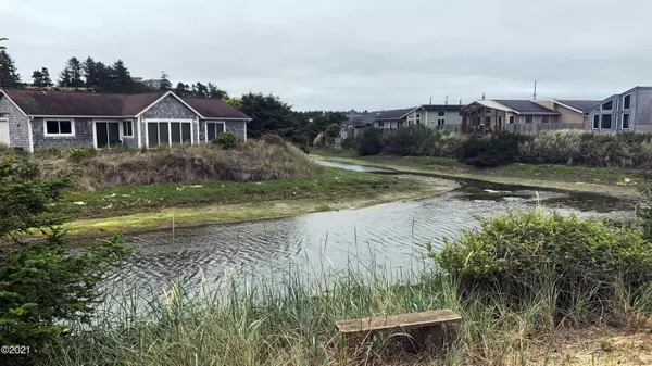 Waldport, OR 97394,1105 NW Pacific WAY