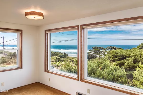 Waldport, OR 97394,3333 SW Pacific Coast HWY