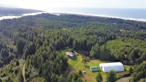 Waldport, OR 97394,606 NW Legion RD