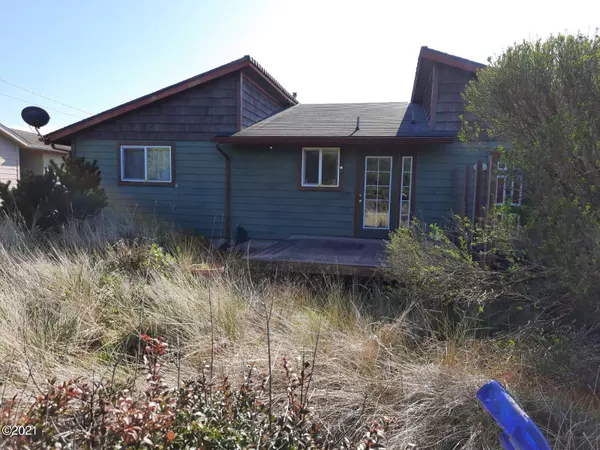 Waldport, OR 97394,1802 NW Dolphin LN