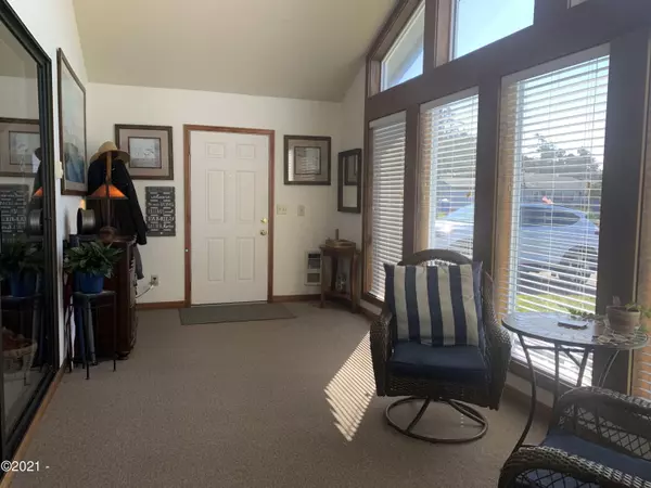 Waldport, OR 97394,1910 NW Corvette ST