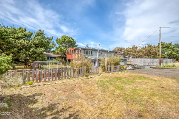 Waldport, OR 97394,1210 NW Bayshore DR