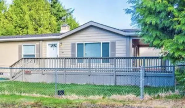 780 SW Green DR, Waldport, OR 97394
