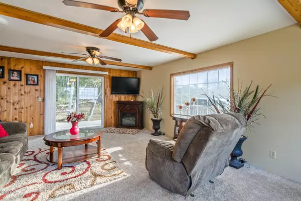 Waldport, OR 97394,3393 SW Pacific Coast Hwy