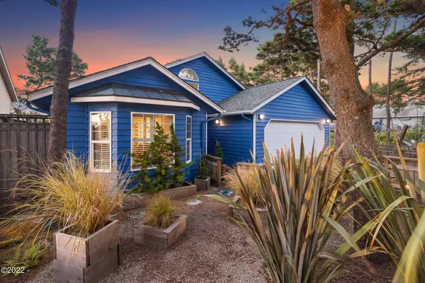 536 NW 55th ST, Newport, OR 97365