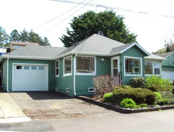 3106 NW Neptune AVE, Lincoln City, OR 97367