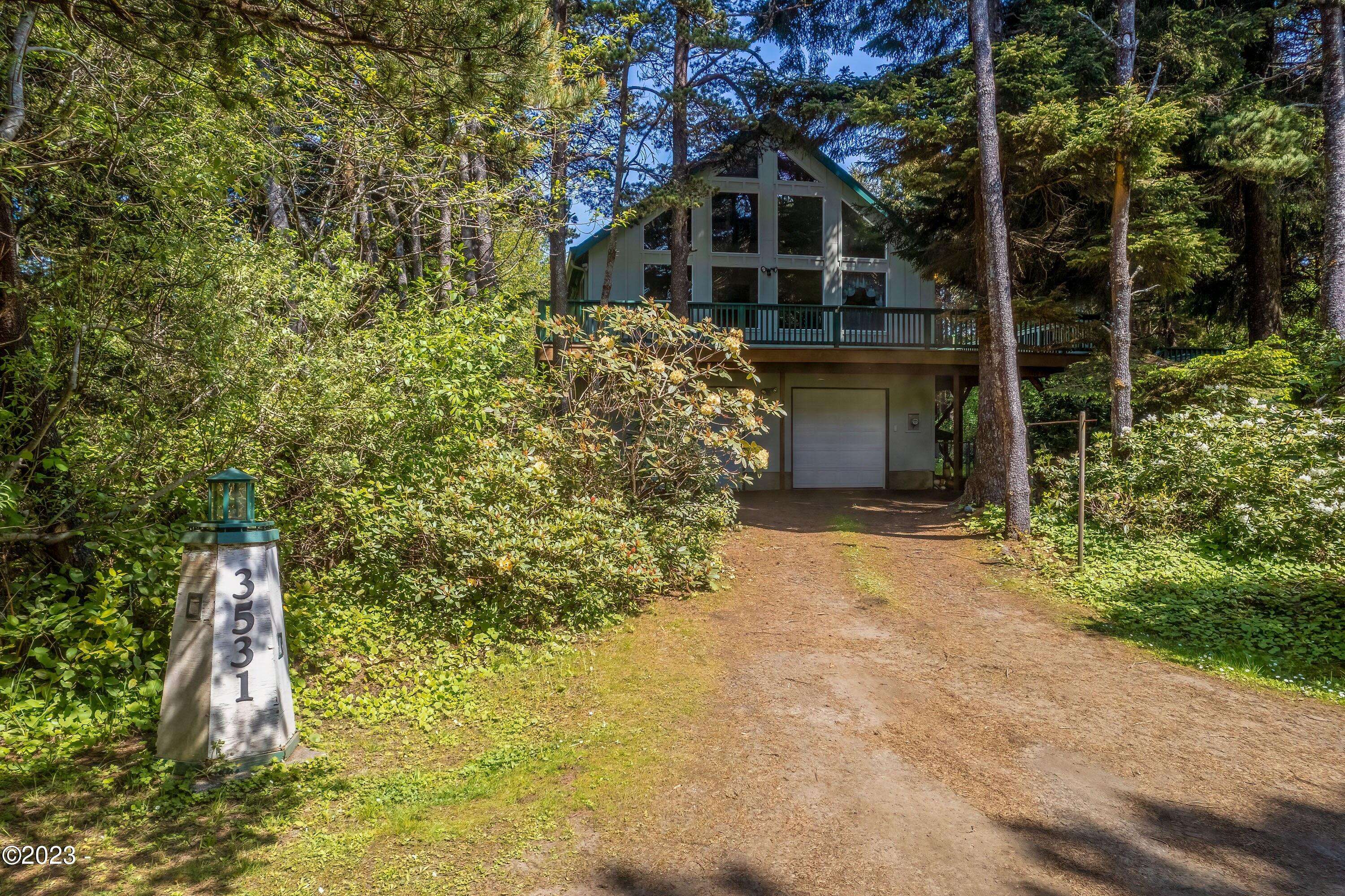 Waldport, OR 97394,3531 SW Fernwood LN