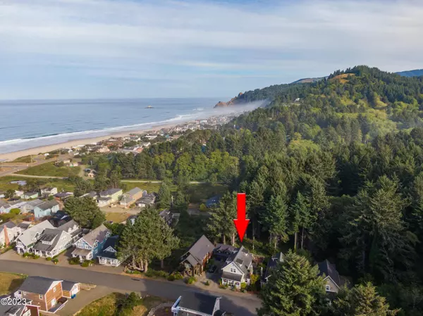 Lincoln City, OR 97367,2063 NE 56th DR