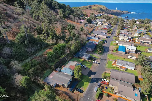 Newport, OR 97365,TL 100000 NW Lots 13-16 off of 55th St