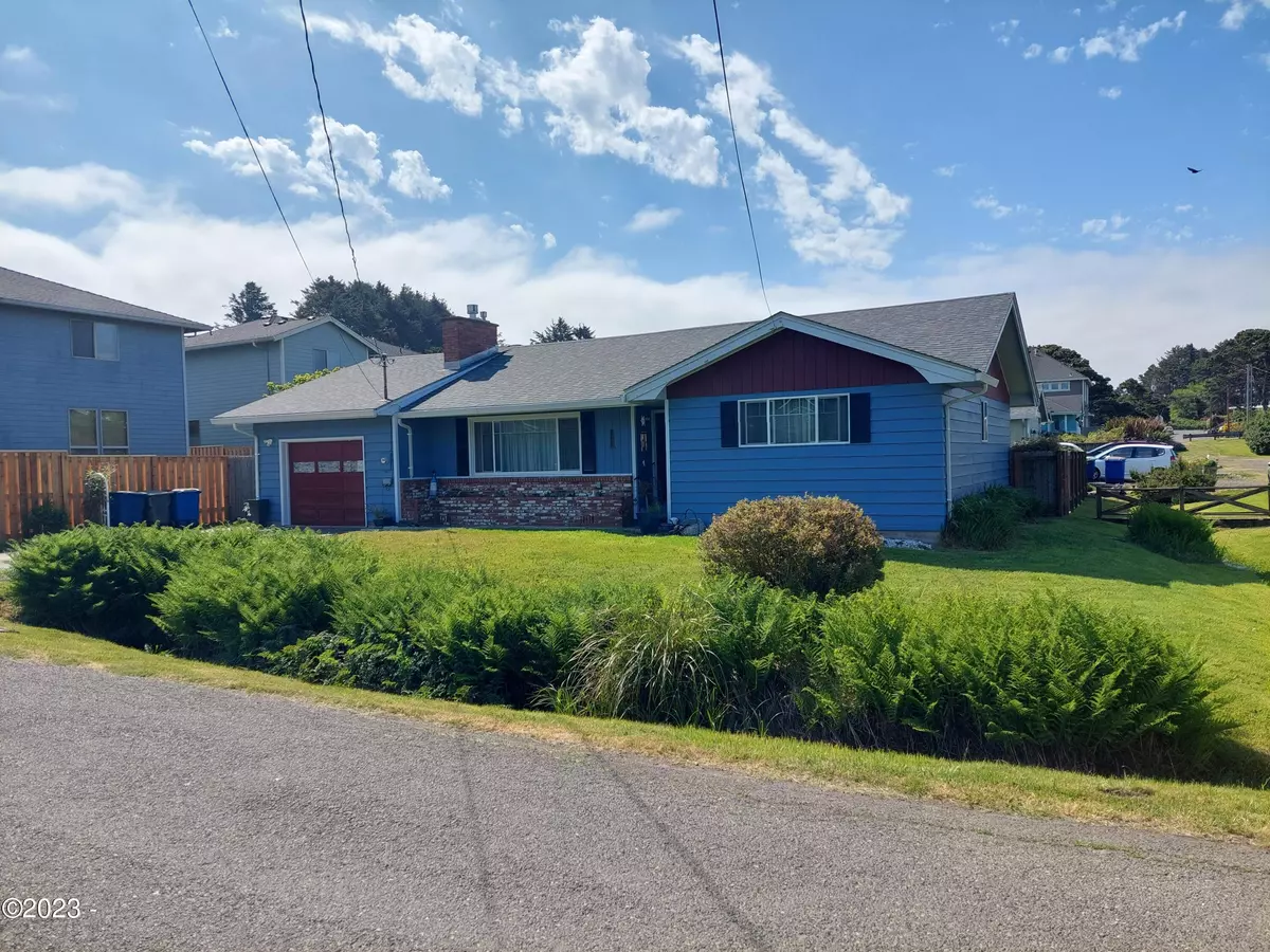 Lincoln City, OR 97367,1630 NW 33rd ST